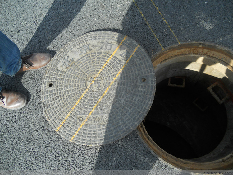 如何解決舊路改造中雨污水檢查井的改造 